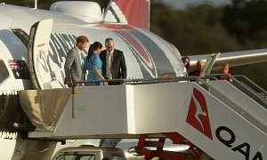 Plane Carrying Prince Harry, Meghan Markle Aborts Landing at Sydney Airport