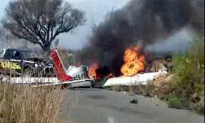 Plane Crashes into Ford, No One Was Killed
