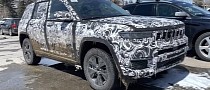 Plug-In Hybrid 2022 Jeep Grand Cherokee 4xe Spied Running Completely Silent