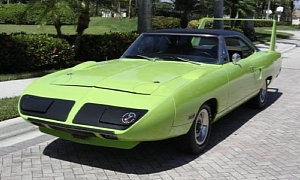 Plymouth Road Runner Superbird for Sale