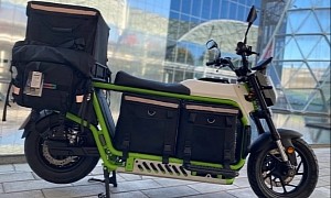 PNY Ponie Is an Electric Cargo Motorcycle Aiming for Fast and Green Last-Mile Deliveries