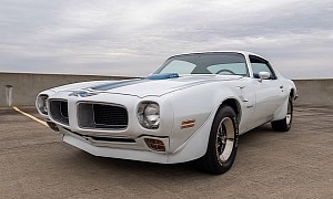 Polar White 1970 Pontiac Trans Am Is $70K Worth of Muscle Well Done