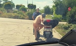 Police Pull Over Naked Man on Scooter, He Says “It’s Too Hot” for Clothes