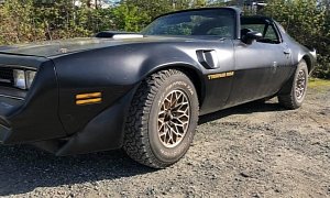 Pontiac Trans Am "Dirt Bandit" Has All-Terrain Tires, Looks Badass