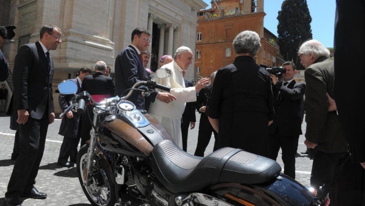 Pope Francis' Harley-Davidson Dyna Super Glide