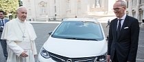 Pope Francis Receives Opel Ampera-e, Because Why Not?