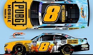 Popular Mobile Game Has Its Logo Emblazoned on a NASCAR Race Car