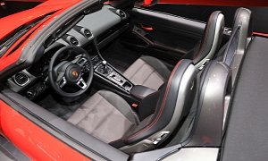 Porsche 718 Cayman T and 718 Boxster T Show Extreme Specs in Geneva