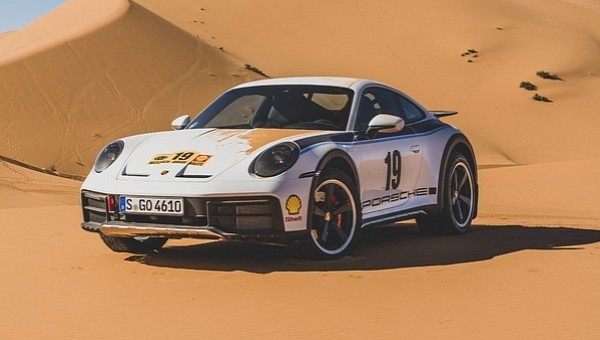 Porsche 911 Dakar with historic livery