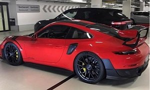 Porsche 911 GT2 RS Owner Configures Car Without Full Bucket Seats, Causes a Stir