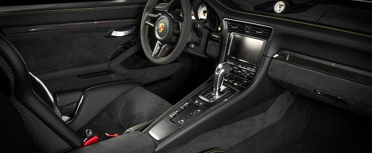 Porsche 911 GT3 RS Alcantara Interior Is the Most Luxurious Ever