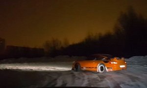 Porsche 911 GT3 RS Drifting on Ice Is Both Shaken and Stirred in Russia