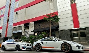 Porsche 911 GT3 RS PDK Gets Fake RS 4.0 Stickers in Taiwan