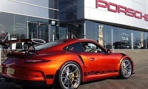 Porsche 911 GT3 RS PDK Owner Installs 10-Inch Subwoofers After Repainting Car