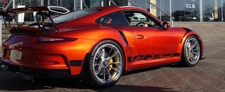 Porsche 911 GT3 RS PDK gets repainted