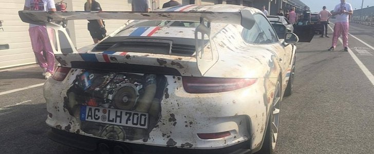 Porsche 911 GT3 RS with See-Through Wrap "Showing" Flat-Six Engine