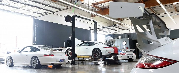 Porsche 911 GT3 Wings, All Generations Meet in One Photo