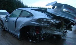 Porsche 911 GT3 Wrecked in the UK, Loses Engine