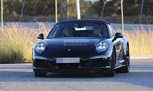 Porsche 911 Targa Facelift Shows New Headlights in Latest Spyshots