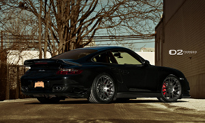 Porsche 911 Turbo Proudly Showing D2Forged Rims