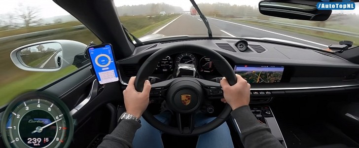 2021 Porsche 911 Turbo S Cabriolet acceleration run on wet Autobahn