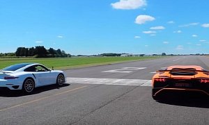 Porsche 911 Turbo S vs Lamborghini Aventador SV Drag Race Is a Brutal Struggle