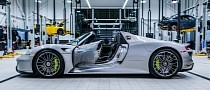 Porsche 918 Hypercar With Under 1,000-Miles up Will Set the New Bar for the Market