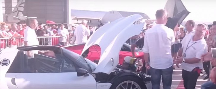 Porsche 918 vs. Koenigsegg CCR Spyder Roof Removal Battle