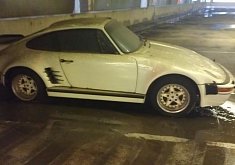 Porsche 930 Slantnose Abandoned in Pittsburgh Garage, People Looking to Claim It