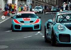 Porsche 935 Joins 911 GT2 RS Clubsport, Racecars Look So Blue