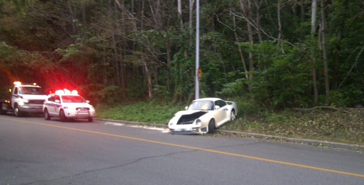 Porsche 959 Crash in Montreal