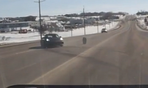 Porsche Cayman Driver Doesn't Know When to Stop, Loses a Wheel