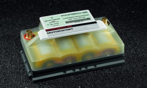 Porsche Debuts Starter Li-Ion Battery for 2010 Models
