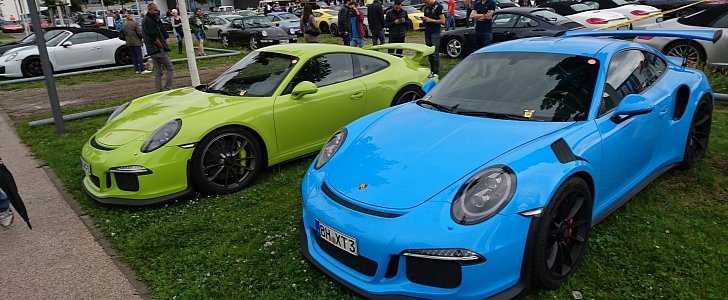 Porsche Exclusive Color Battle: 911 GT3 RS vs. 911 GT3