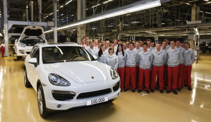100,000th Porsche Cayenne II built
