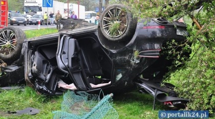 Porsche Macan first crash