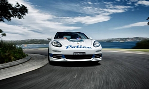 2014 Porsche Panamera Becomes a Police Car in Sydney