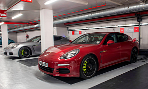 Porsche Panamera S E-Hybrid Gets £5,000 Deduction from UK Government