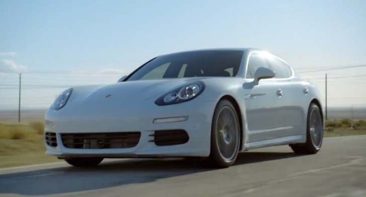 Porsche Panamera S E-Hybrid “Street Races” Electricity