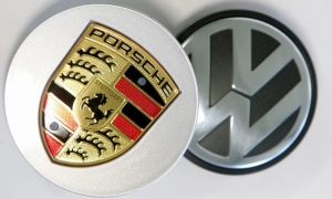 Porsche's VW Deal Put on Hold