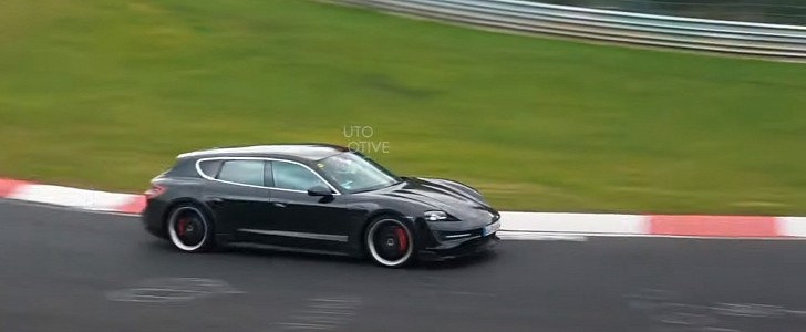 Porsche Taycan Cross Turismo on the Nurburgring