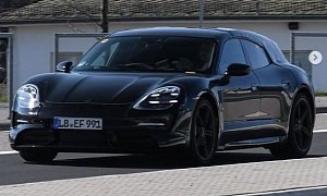 Porsche Taycan Sport Turismo Shows Up in Traffic, Gets Closer to Production