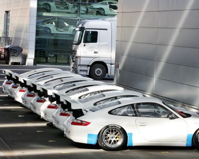 Porsche invest in Weissach center
