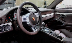 Porsche 911 Interior is Sporty Maturity