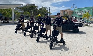Positron Trike Aims To Humanize Cops, Helps Them Patrol City Streets at 44 Mph