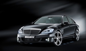 Power and Luxury with BRABUS SV12 R