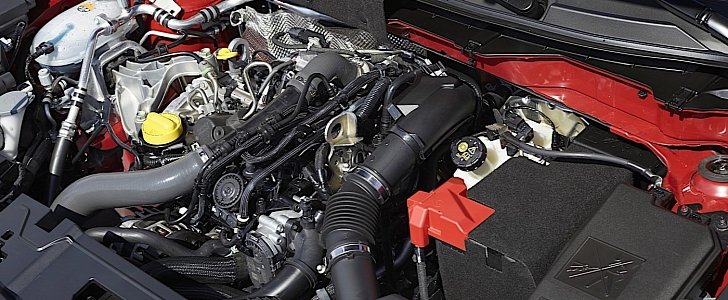 2020 Nissan Juke engine