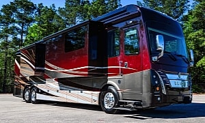 Presidential Series Motorhomes Reveal the Peak of American RV Living: Even Flashes a Spa!