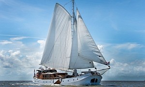 Pristine 1957 Feadship, De Vrouwe Christina, Proves They Don't Make Them Like They Used To