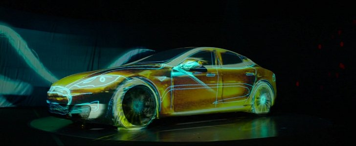 Projection mapping on a Tesla Model S